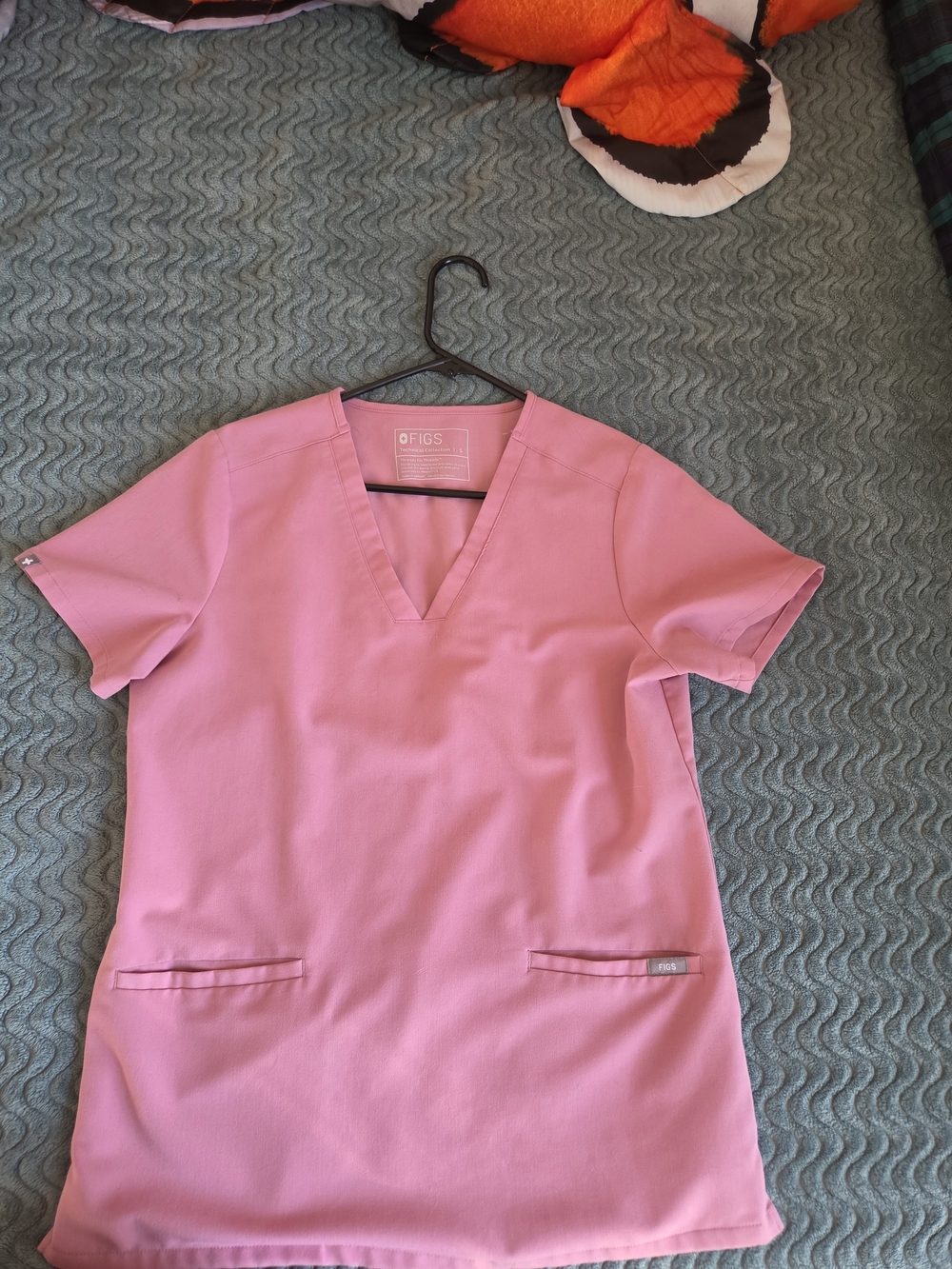 FIGS Pink V-Neck Scrub Tunic
